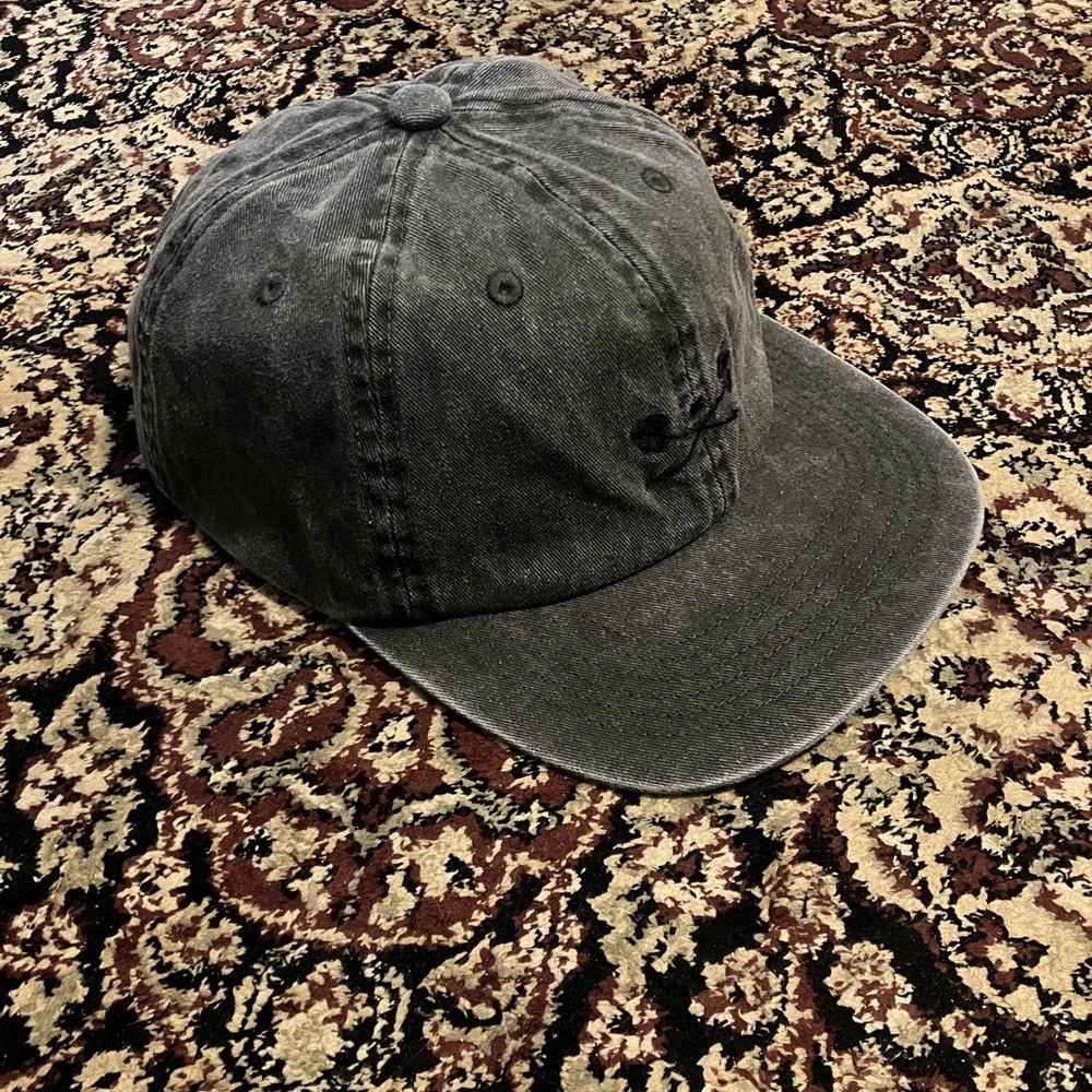 DARK SEAS DIVISION Snap Back Hat Washed Black Grey Cap
